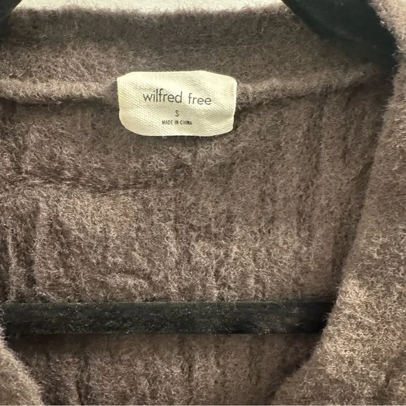 Aritzia Wilfred Chocolate Brown Ribbed cropped Cardigan - Picture 2 of 3